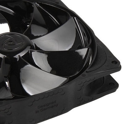 Noiseblocker NB-eLoop B14-PS Black Edition
