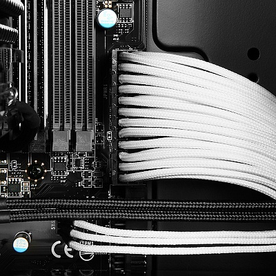 BitFenix 24-Pin ATX 30cm Black/Black